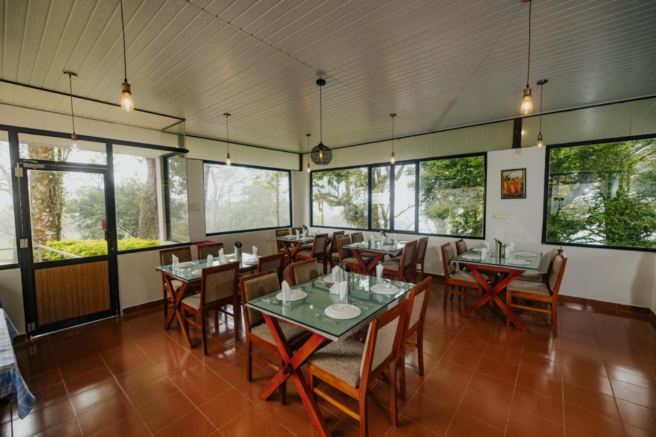 Misty Courtyard Resort Chinnakanal Екстер'єр фото