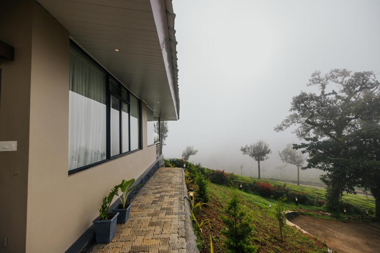 Misty Courtyard Resort Chinnakanal Екстер'єр фото