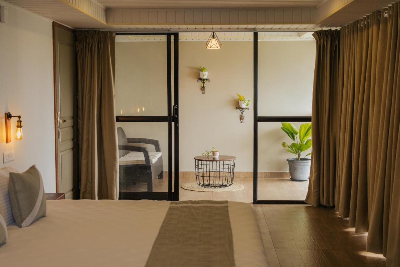 Misty Courtyard Resort Chinnakanal Екстер'єр фото