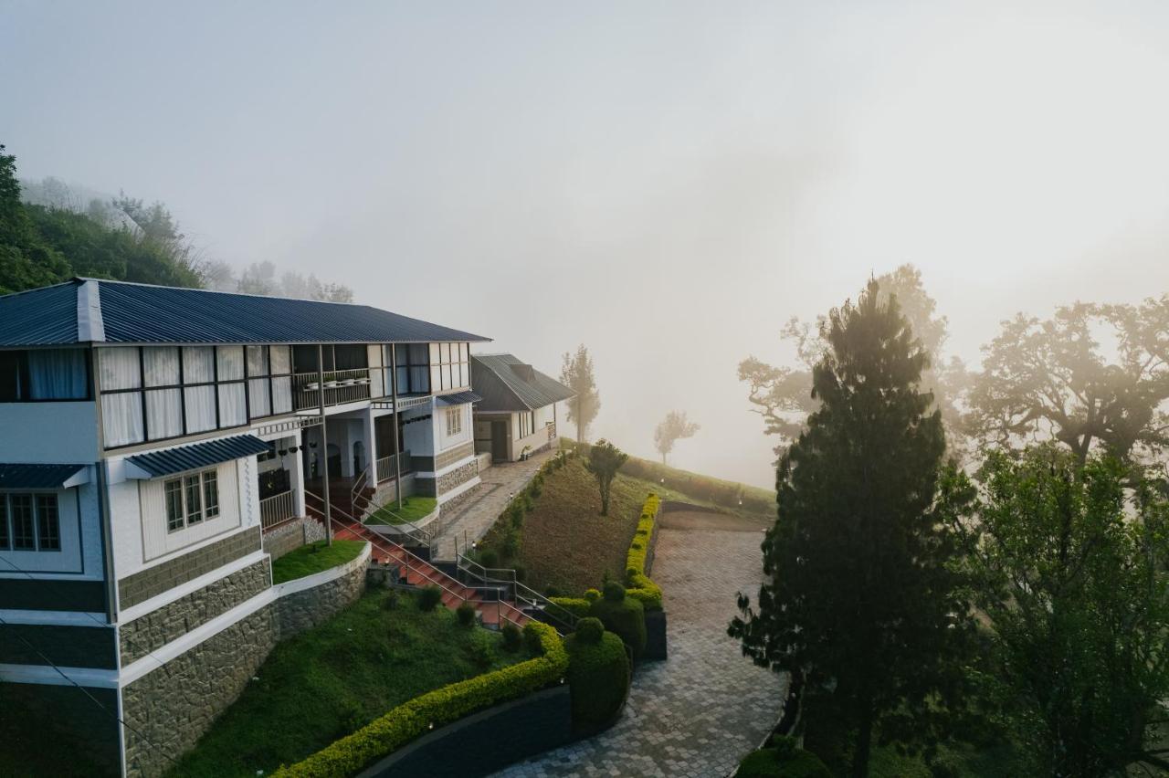 Misty Courtyard Resort Chinnakanal Екстер'єр фото